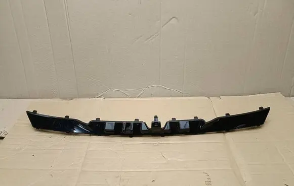 Cupra Born Front bumper upper radiator grill 10E853985