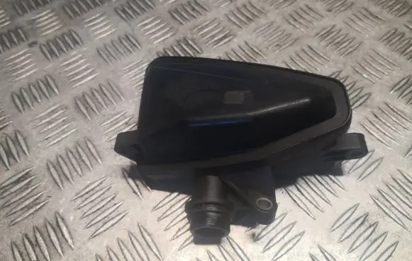 Mercedes-Benz E W212 Intake resonator 6421400087 A6421400087