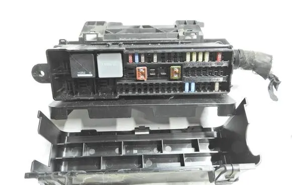 Volvo V40 Fuse box set 30659177-2