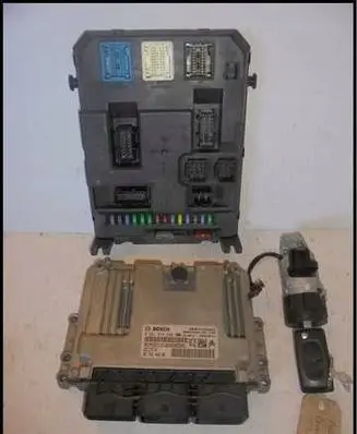 Citroen C3 Engine ECU kit and lock set 9674244680
