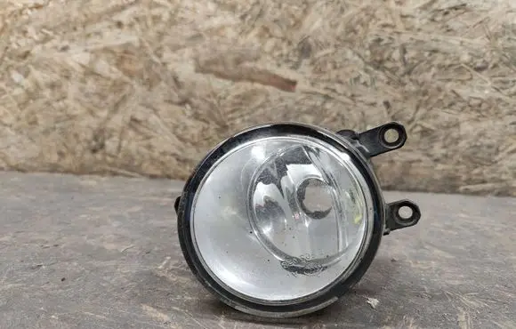 Toyota Auris 150 Front fog light 812100D041