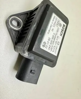 Audi A4 S4 B6 8E 8H ESP acceleration yaw rate sensor 8E0907637A 0265005245 0014323