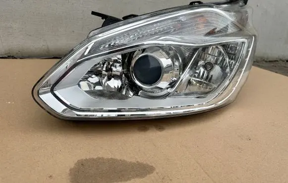 Ford Transit Custom Headlight/headlamp