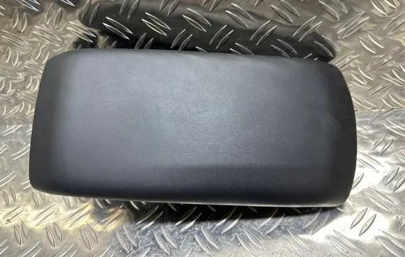 Citroen C4 III e-C4 Armrest 