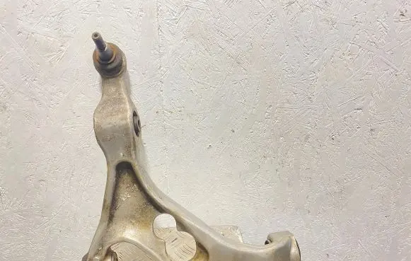 Audi Q7 4L Front lower control arm/wishbone 7L0407182