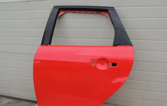Ford Focus ST Front door PBM51N24631AE 2172764