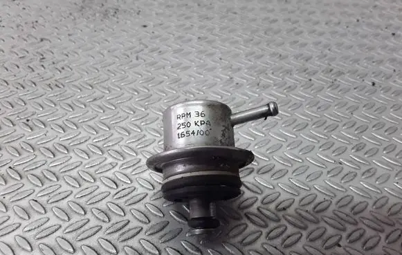 Fiat Ulysse Fuel pressure regulator 165400