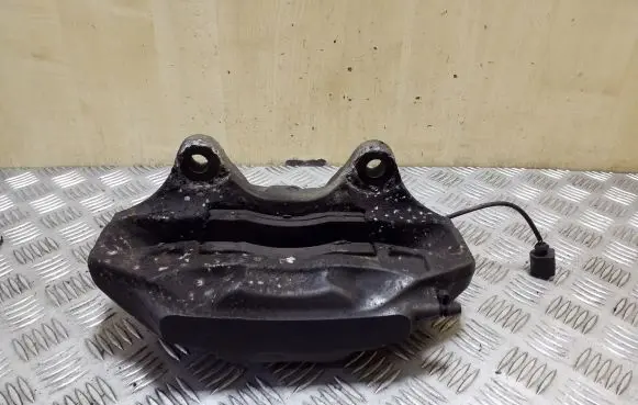 Volkswagen Touareg II Front brake caliper 209236062A