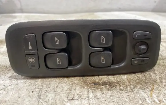 Volvo S60 Electric window control switch 8682949 M0515500045