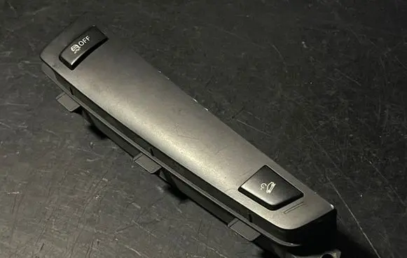 Traction control (ASR) switch