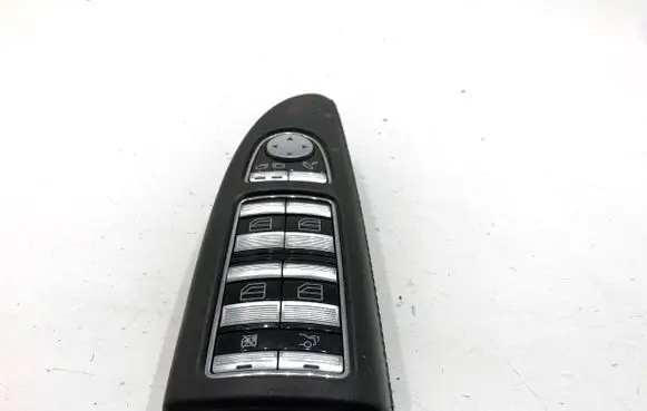Mercedes-Benz S W221 Electric window control switch 