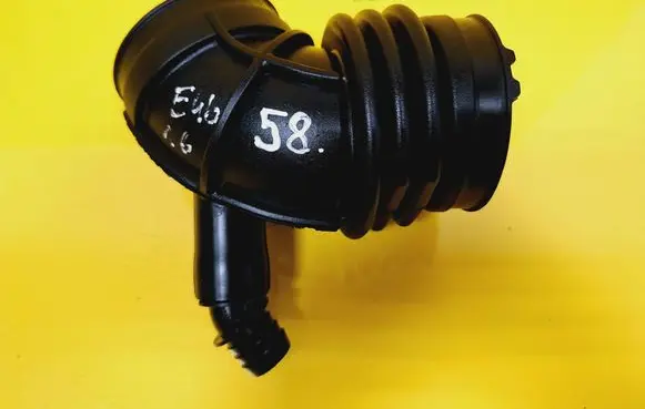 BMW 3 E46 Air intake hose/pipe 1437355