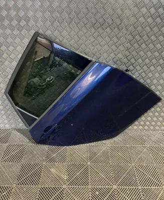 BMW 2 F46 Rear door