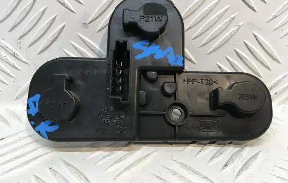 Ford S-MAX Tail light bulb cover holder 162493