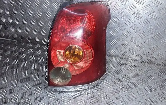 Toyota Avensis T250 Rear/tail lights