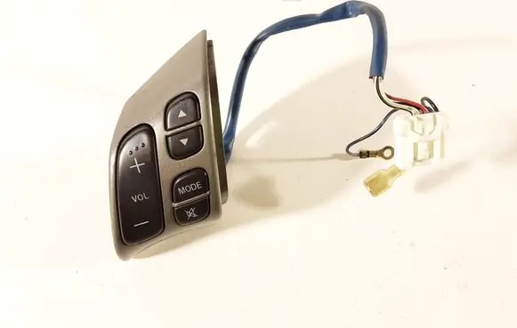 Mazda 3 I Steering wheel buttons/switches 153769 153769LH