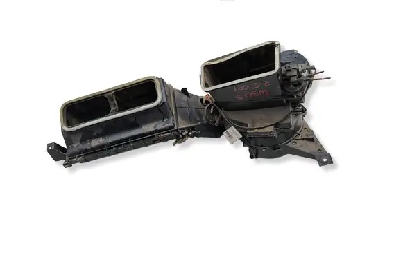 Mercedes-Benz Sprinter W901 W902 W903 W904 Interior heater climate box assembly 