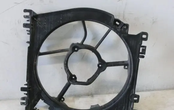 Renault Modus Radiator cooling fan shroud 