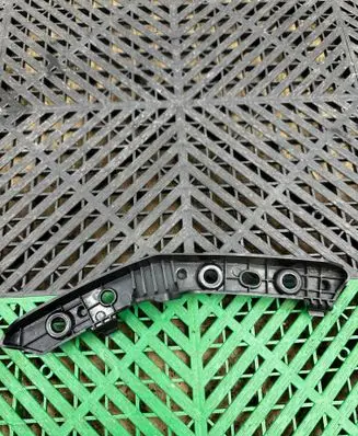 BMW iX Front bumper mounting bracket 7933609