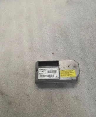 Volvo XC70 Airbag control unit/module P8651523 0285001456 0301331605