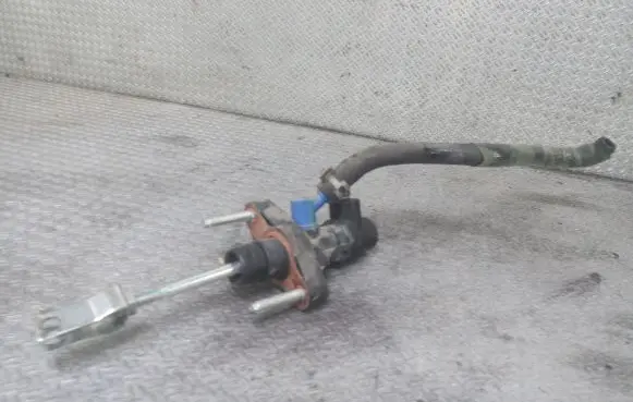 Toyota Avensis T250 Clutch master cylinder