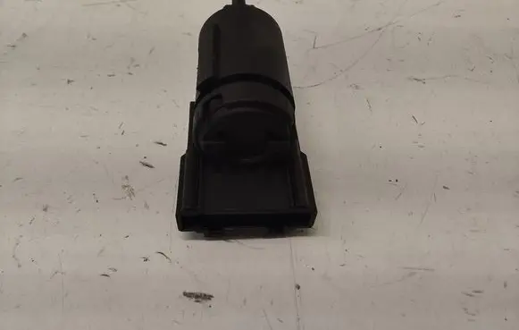 Audi A4 S4 B7 8E 8H Brake pedal sensor switch 3B0945511C