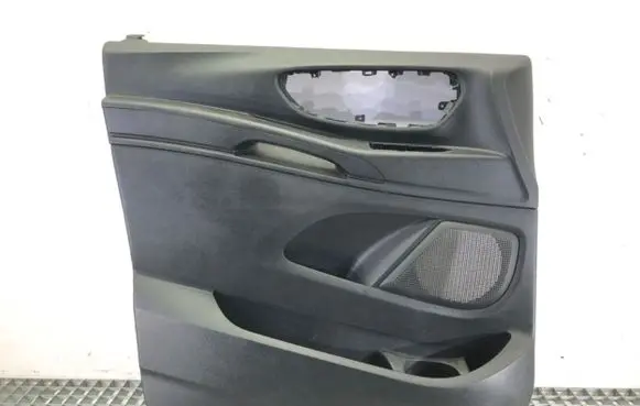 Mercedes-Benz Vito Viano W447 Front door card panel trim