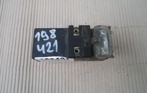 Volkswagen PASSAT B4 Other relay 357919506A