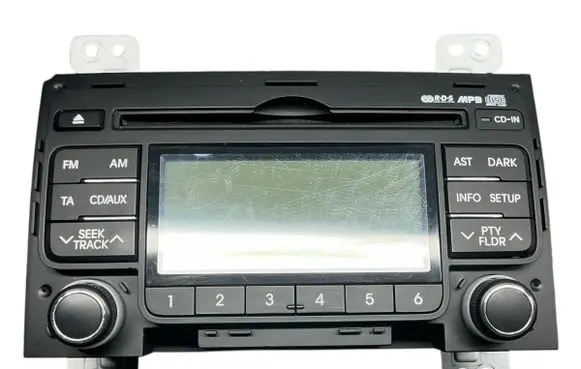 Hyundai i30 Radio/CD/DVD/GPS head unit E11034070