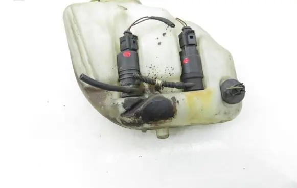 Mercedes-Benz Vito Viano W639 Windshield washer fluid reservoir/tank 6398600560 6398690220 6398600960