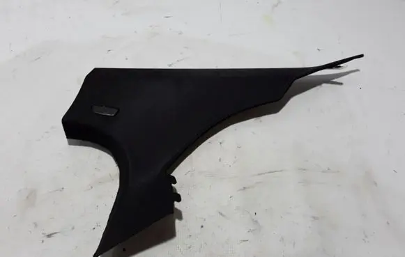 BMW 5 F10 F11 (D)pillar trim (top) 9116358