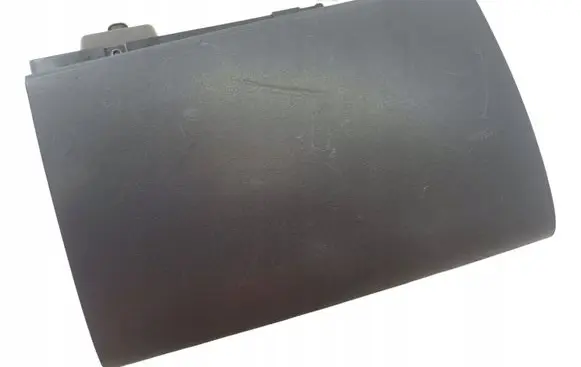 Mitsubishi Colt Glove box