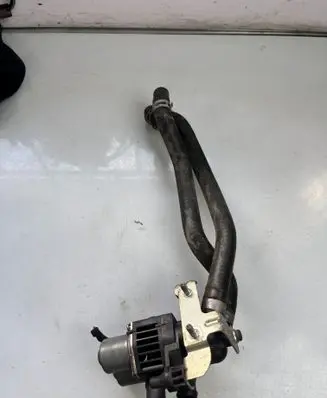 Mercedes-Benz E W210 Valve 7372