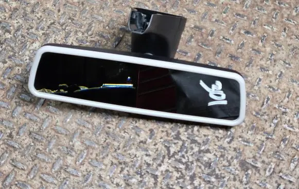 Volkswagen Tiguan Allspace Rear view mirror (interior)