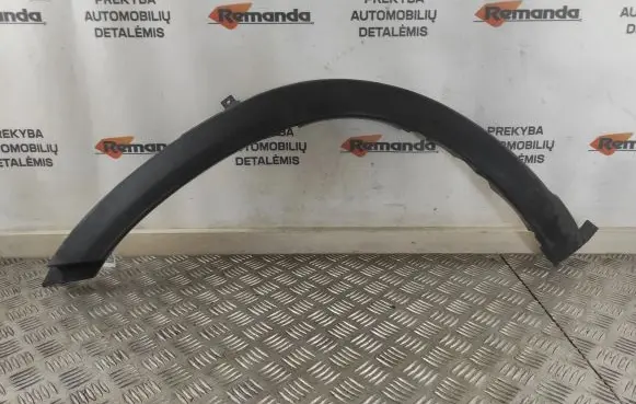 Iveco Daily 35 - 40.10 Front arch trim 3802037