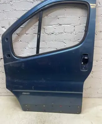 Opel Vivaro Front door