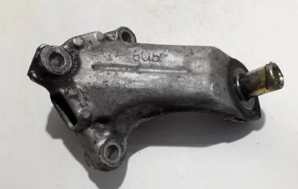 Citroen C5 Engine mounting bracket 9641690980