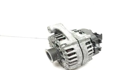 BMW 1 E81 E87 Generator/alternator 7802261