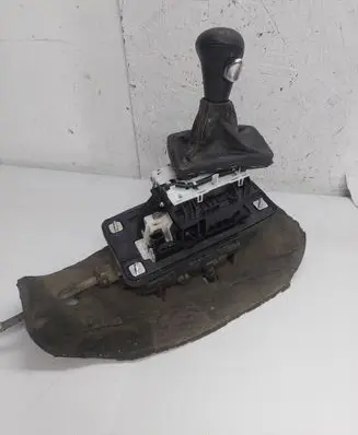 Audi A6 S6 C6 4F Gear shifter/selector 4F1713041AH 112010140712 0360031504