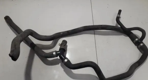 Ford Focus C-MAX Engine coolant pipe/hose 2027543