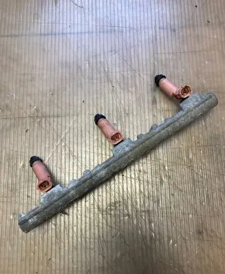 Lexus RX 330 - 350 - 400H Fuel injector 2325020030