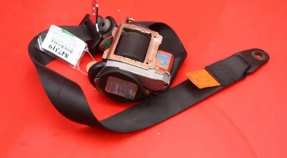 Chevrolet Cruze Front seatbelt 601157100