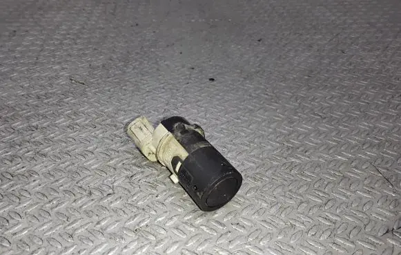 Ford Focus Parking PDC sensor 687896