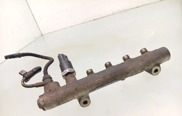 Opel Astra H Fuel main line pipe 0445214049