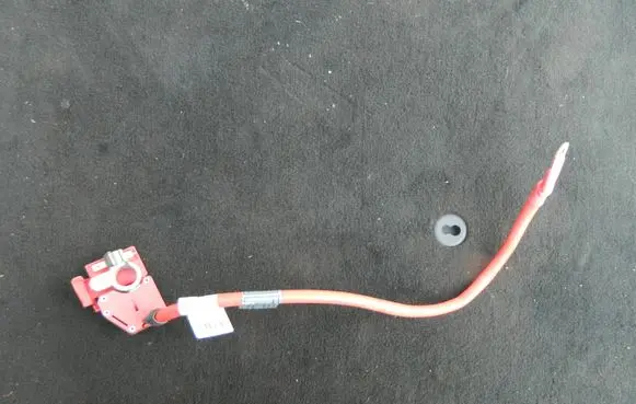 BMW 1 F20 F21 Positive cable (battery) 9253111