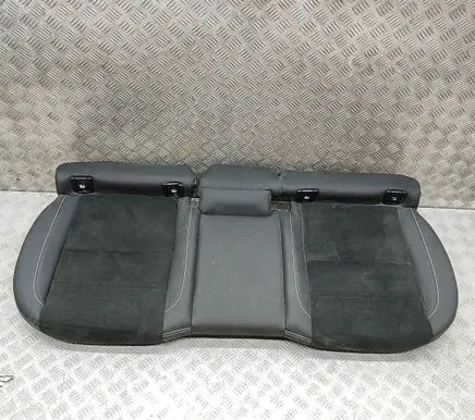 Volvo XC40 Rear seat 32248101