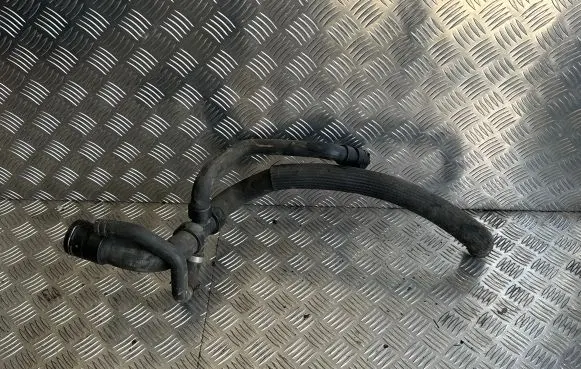 Volvo V60 Engine coolant pipe/hose S4000250