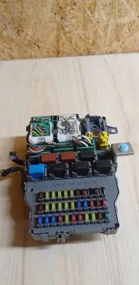Honda Accord Fuse module A000011 2S2QDJEJ102805