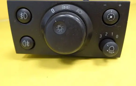 Opel Signum Light switch 9185881