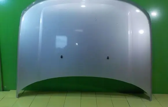 Land Rover Discovery 3 - LR3 Engine bonnet/hood UP109